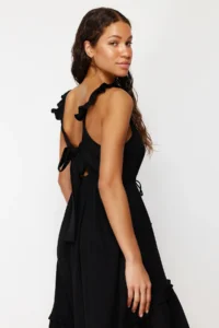 TRENDYOLMİLLA Black Weaving Frilly Maxi Beach Dress - Image 3