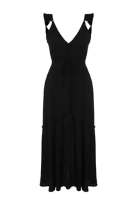 TRENDYOLMİLLA Black Weaving Frilly Maxi Beach Dress - Image 7
