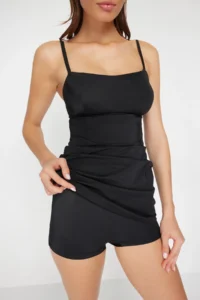 TRENDYOLMİLLA Black Square Neck Covered Skirt Swimsuit - Image 4