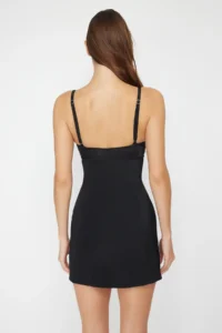TRENDYOLMİLLA Black Square Neck Covered Skirt Swimsuit - Image 7