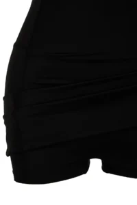 TRENDYOLMİLLA Black Square Neck Covered Skirt Swimsuit - Image 9