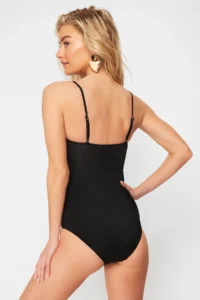 TRENDYOLMİLLA Black Shaping Strapless Covered hipster Basic Swimsuit - Image 4