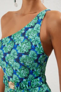TRENDYOLMİLLA Floral Patterned with accessories One Shoulder Covered Regular Swimsuit - Image 4