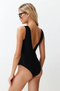 TRENDYOLMİLLA Black Drapeli Deep V-neck Covered Regular Swimsuit - Image 6