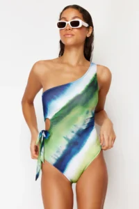 TRENDYOLMİLLA gradient Tunnel One Shoulder Covered Regular Swimsuit - Image 2
