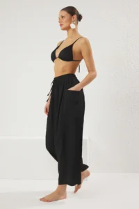 TRENDYOLMİLLA Black Weaving Pocket Detail Beach High Waist Pants - Image 2
