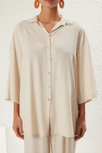 TRENDYOLMİLLA Ecru Weaving Beach Shirt-Pants Set - Image 4