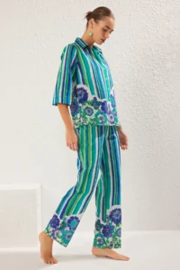 TRENDYOLMİLLA Striped Weaving 100% Cotton Beach Shirt-Pants Set - Image 2
