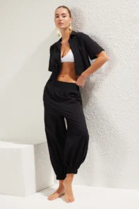TRENDYOLMİLLA Black Weaving 100% Cotton Beach Shirt-Pants Set