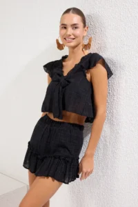 TRENDYOLMİLLA Black Weaving Frilly Beach Blouse-Skirt Set