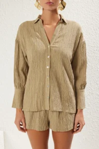 TRENDYOLMİLLA Khaki Weaving Shirred Beach Mini High Waist Shirt Shorts Set - Image 3