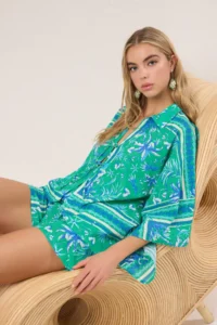 TRENDYOLMİLLA flower patterned Weaving 100% Cotton Beach Shirt Shorts Set - Image 2
