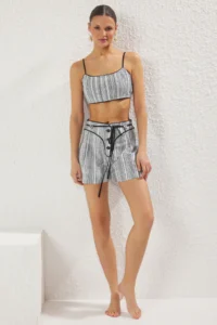 TRENDYOLMİLLA Striped Weaving Piped Beach Blouse-Shorts Set - Image 2