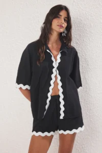 TRENDYOLMİLLA Black- White Weaving striped Beach Shirt Shorts Set - Image 2