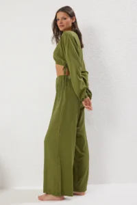 TRENDYOLMİLLA Khaki Weaving Shirred Beach High Waist Blouse-Pants Set - Image 3