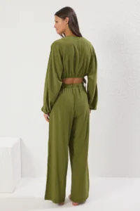 TRENDYOLMİLLA Khaki Weaving Shirred Beach High Waist Blouse-Pants Set - Image 5