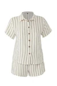 TRENDYOLMİLLA Striped Weaving Accessory Detailed Beach Shirt Shorts Set - Image 5