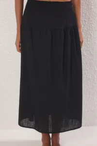 TRENDYOLMİLLA Black Weaving Beach Blouse-Skirt Set - Image 3
