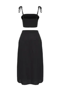 TRENDYOLMİLLA Black Weaving Beach Blouse-Skirt Set - Image 6