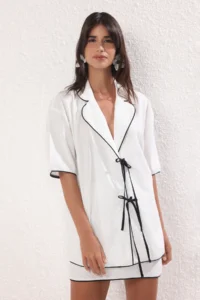 TRENDYOLMİLLA Ecru Weaving Piped Beach Mini Kimono-Skirt Set - Image 3