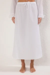 TRENDYOLMİLLA White Weaving Frilly Beach Blouse-Skirt Set - Image 3