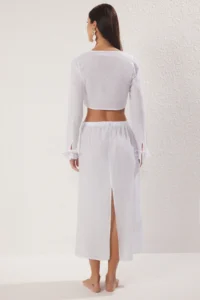 TRENDYOLMİLLA White Weaving Frilly Beach Blouse-Skirt Set - Image 4