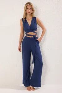 TRENDYOLMİLLA Navy Blue Weaving Binding Detailed Beach High Waist Blouse-Pants Set