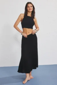 TRENDYOLMİLLA Black Weaving Low-cut back Beach Blouse-Skirt Set - Image 2