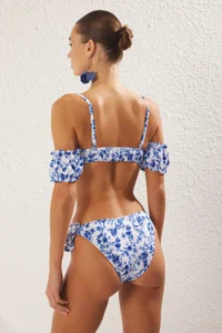 TRENDYOLMİLLA Floral Patterned Regular Regular Waist Bikini Bottom - Image 4