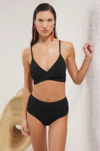 TRENDYOLMİLLA Black High Waist hipster Basic Bikini Bottom - Image 4