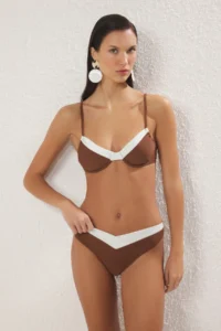 TRENDYOLMİLLA Brown Color Bloklu Regular Regular Waist Bikini Bottom