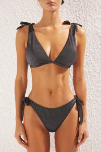 TRENDYOLMİLLA Black tied up Triangle Covered Regular Regular Waist Bikini Set - Image 4