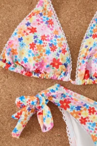 TRENDYOLMİLLA Floral Patterned striped Triangle Covered Regular Regular Waist Bikini Set - Image 7
