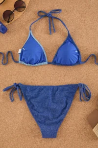 TRENDYOLMİLLA Mavi Color Bloklu Triangle Covered Regular Low Waist Bikini Set - Image 8