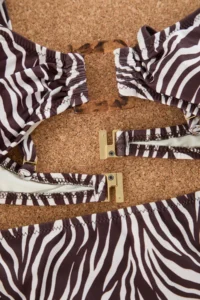 TRENDYOLMİLLA Zebra Patterned with accessories bralette Covered Regular Regular Waist Bikini Set - Image 7