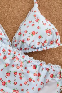 TRENDYOLMİLLA Floral Patterned Lace Detailed Triangle Covered brazilian Low Waist Bikini Set - Image 7
