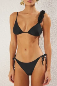 TRENDYOLMİLLA Black Applique Detailed Triangle Covered Regular Waist Bikini Set - Image 3