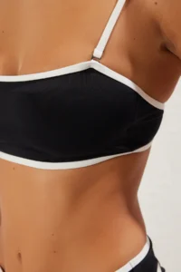 TRENDYOLMİLLA Black-White Color Bloklu Strapless Covered Regular High Waist Bikini Set - Image 4