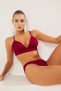 TRENDYOLMİLLA Koyu Cherry tied up Triangle Covered Regular Regular Waist Bikini Set - Image 2