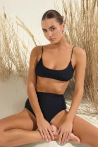 TRENDYOLMİLLA Black bralette Covered hipster High Waist Bikini Set