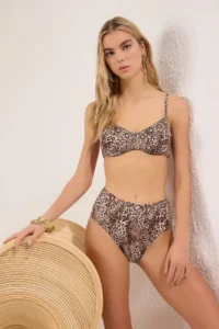 TRENDYOLMİLLA Tile Patterned balconette Covered hipster High Waist Bikini Set