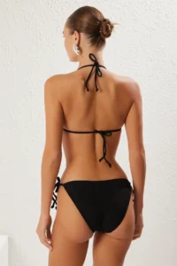 TRENDYOLMİLLA Black Triangle Covered Regular Low Waist Basic Bikini Set - Image 5