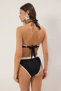 TRENDYOLMİLLA Black-White Color Bloklu Triangle Covered Regular High Waist Bikini Set - Image 5