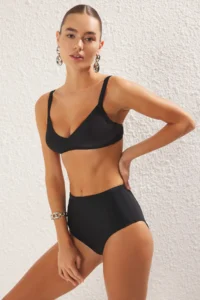 TRENDYOLMİLLA Black bralette Covered Bikini Top - Image 3