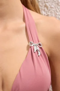 TRENDYOLMİLLA Pink with accessories Triangle Covered Bikini Top - Image 3