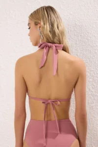 TRENDYOLMİLLA Pink with accessories Triangle Covered Bikini Top - Image 4