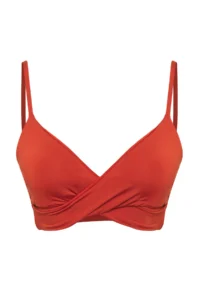 TRENDYOLMİLLA Brick Rejection Triangle Covered Bikini Top - Image 5