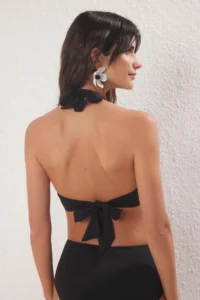 TRENDYOLMİLLA Black Shirred Triangle Covered Bikini Top - Image 3