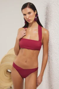 TRENDYOLMİLLA Burgundy Strapless Covered Bikini Top - Image 2