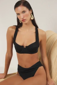 TRENDYOLMİLLA Black balconette Covered Bikini Top